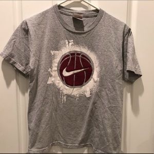 Boys Nike basketball t-shirt